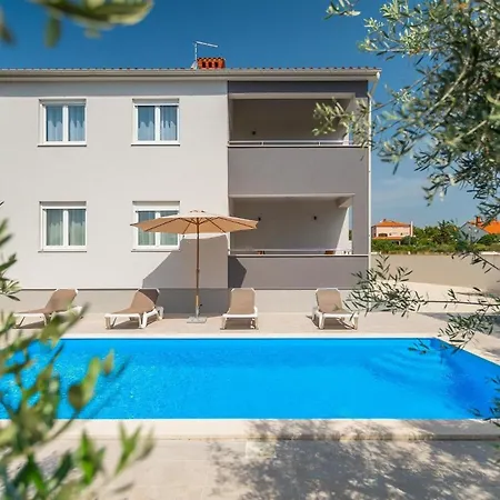 Apartment Fuer 5 Personen Ca 90 Qm In Medulin, Istrien Suedkueste Von Istrien